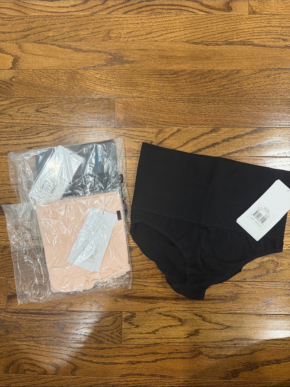 BLANQI 3 pairs of Seamless High-Waist Shapewear-2 pair thongs, 1 pair briefs